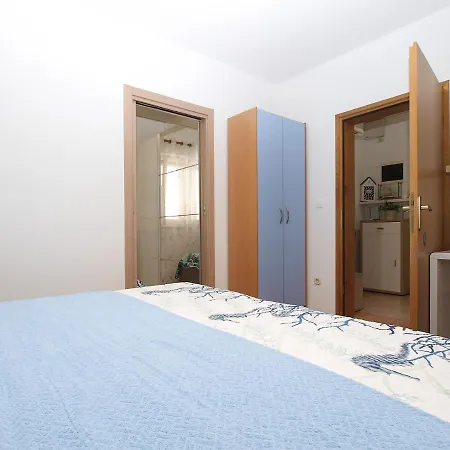 Holiday home House Kristina 2087 *